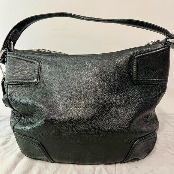 Cole Haan hobo shoulder bag in black leather. - Picture 3 of 14